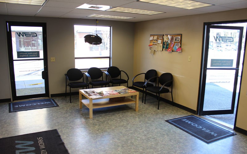 Our comfortable waiting room allows you to relax while we finish your repairs.
